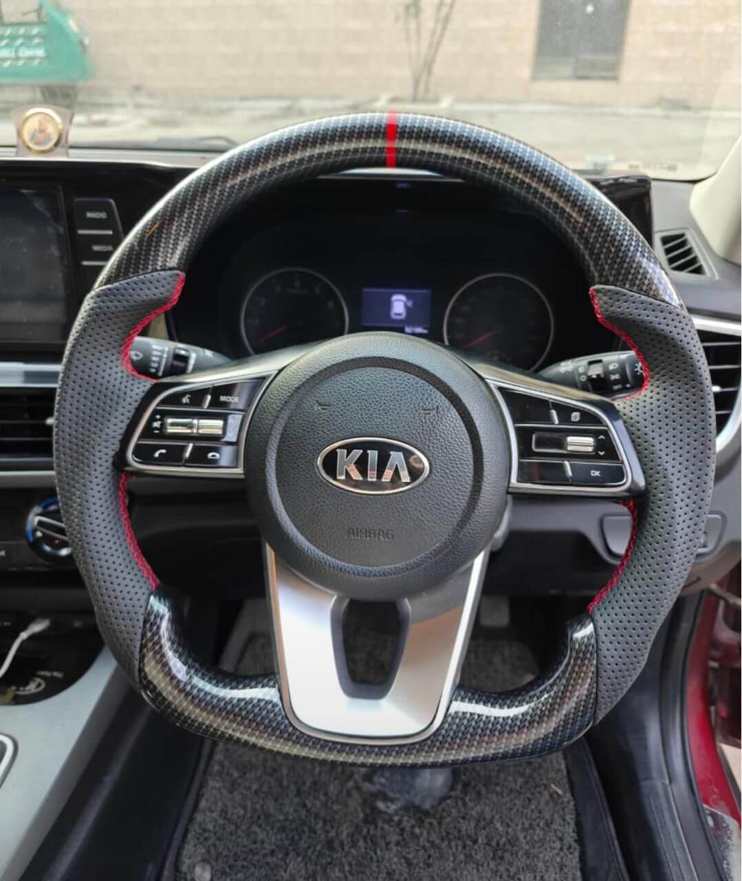 Kia copy carbon Steering for Sonet Type-1 Type-2, Seltos type 1 and 2,Carens