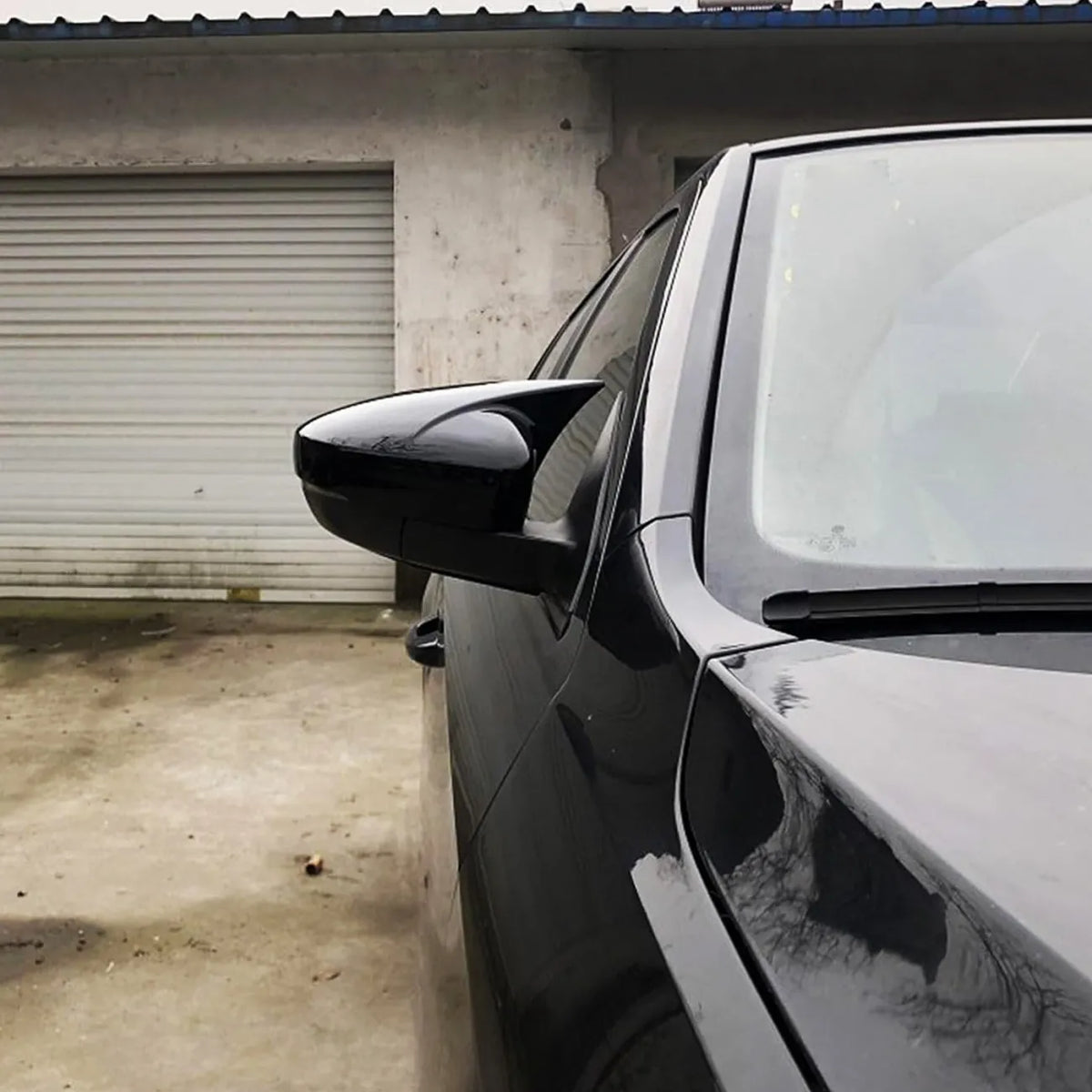 BATMAN MIRROR COVERS FOR VOLKSWAGEN POLO,VENTO,AMEO,SKODA RAPID (FITS ONLY IN INDICATOR CUT MODELS)